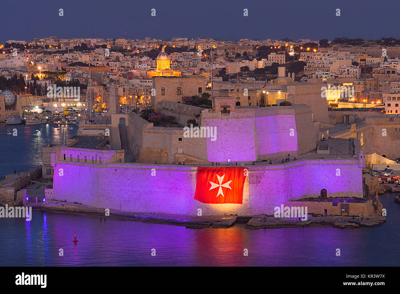violet laser projection over fort saint angelo Stock Photo
