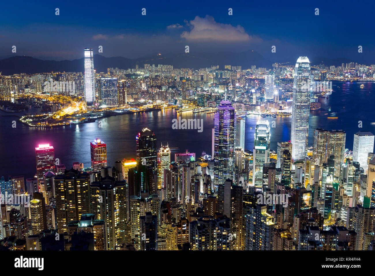 Hong Kong skyline at night Stock Photo - Alamy