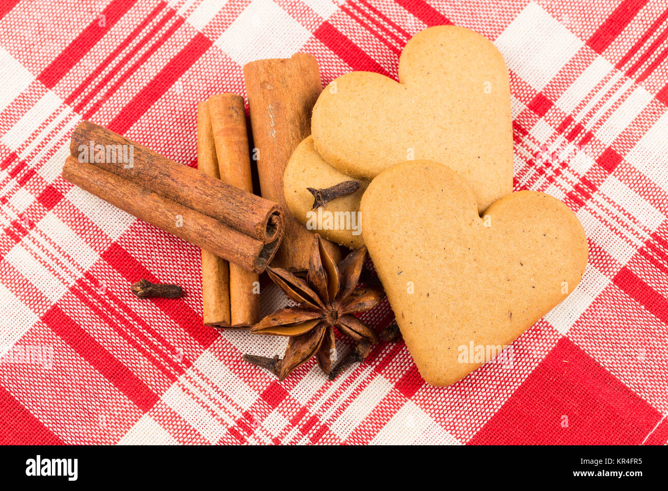 Gingerbread hearts cookies Stock Photo - Alamy