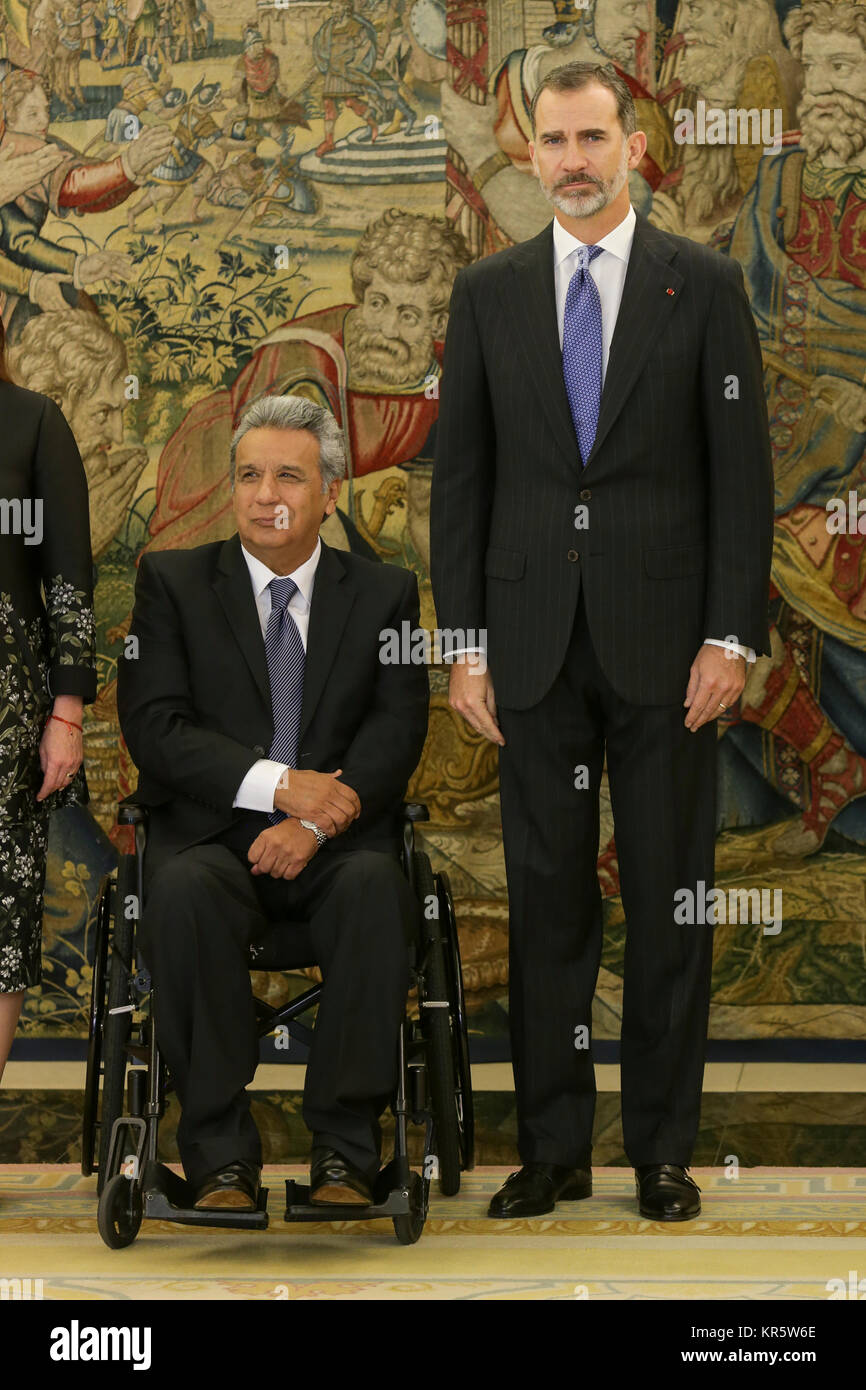 Madrid, Spain. 18th December, 2017. Spanish King Felipe VI and the president of Ecuador Lenin Moreno during the official visit in Madrid, on Monday 18th December 2017. Credit: Gtres Información más Comuniación on line, S.L./Alamy Live News Stock Photo