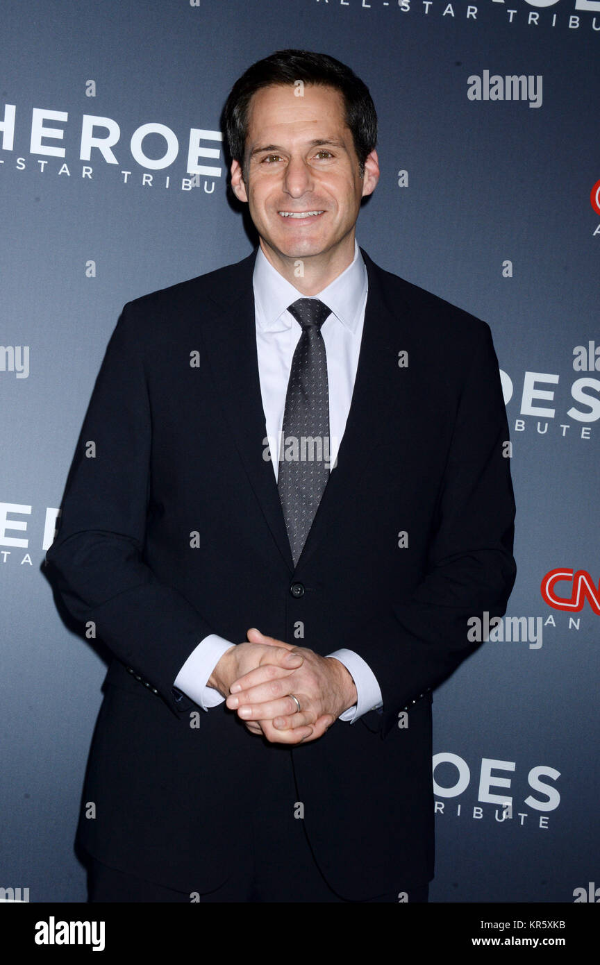 John berman cnn heroes hi-res stock photography and images - Alamy