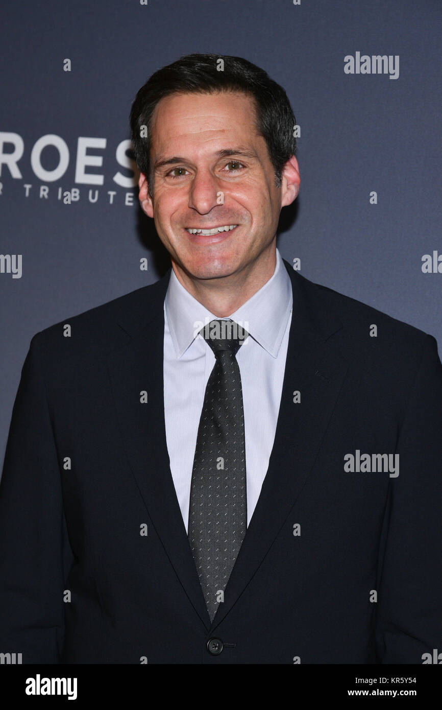 John berman cnn heroes hi-res stock photography and images - Alamy