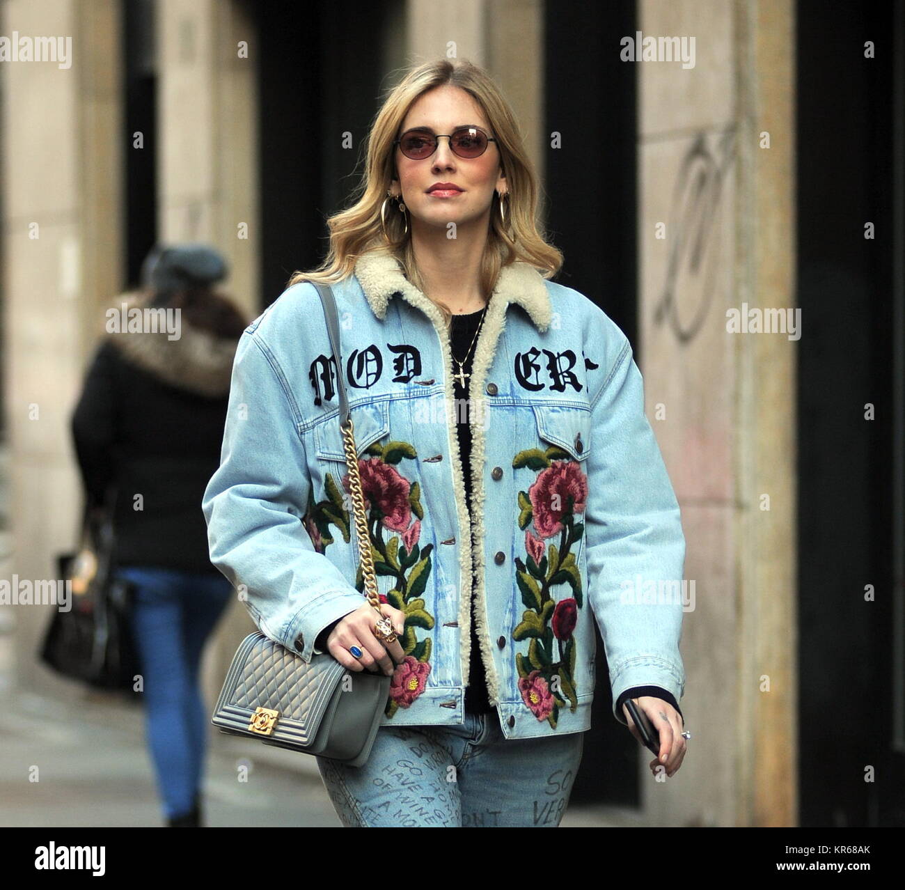 Milan, Chiara Ferragni leaves the bistro after having lunch with her ...