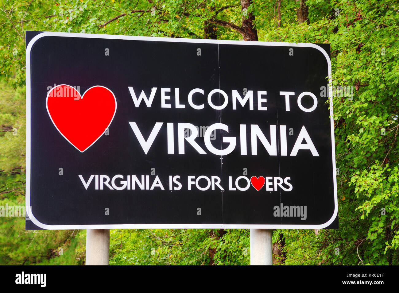 Welcome to Virginia road sign Stock Photo