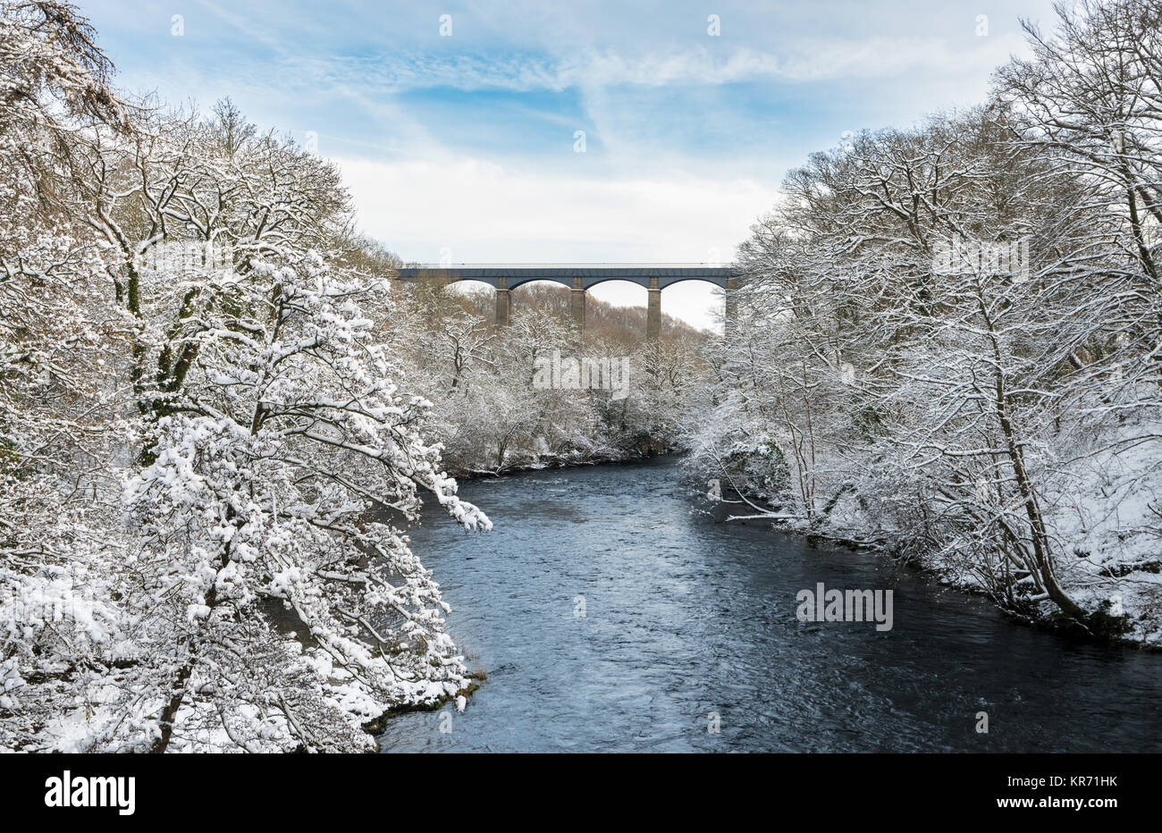 Pontcysyllte Aqueduct near Llangollen in Wales with snow Stock Photo