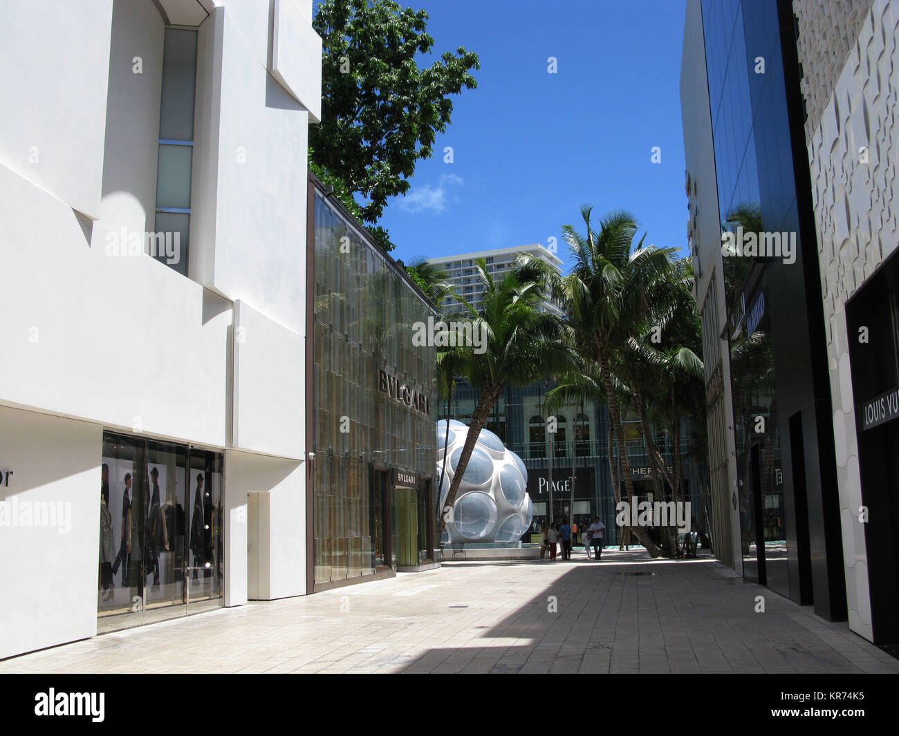 building area miami design district reflection Stock Photo - Alamy
