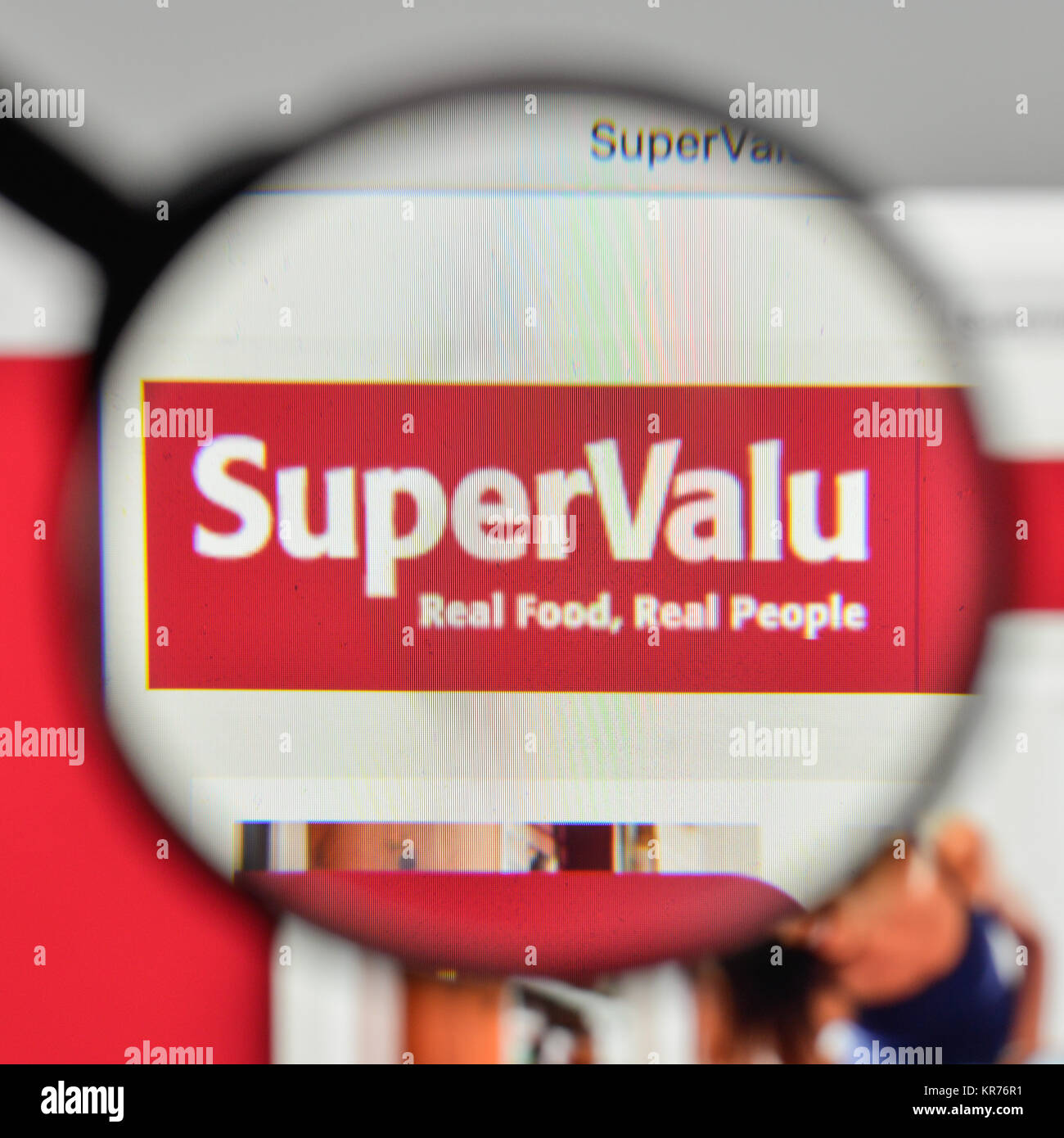 Milan, Italy - November 1, 2017: Supervalu logo on the website homepage. Stock Photo