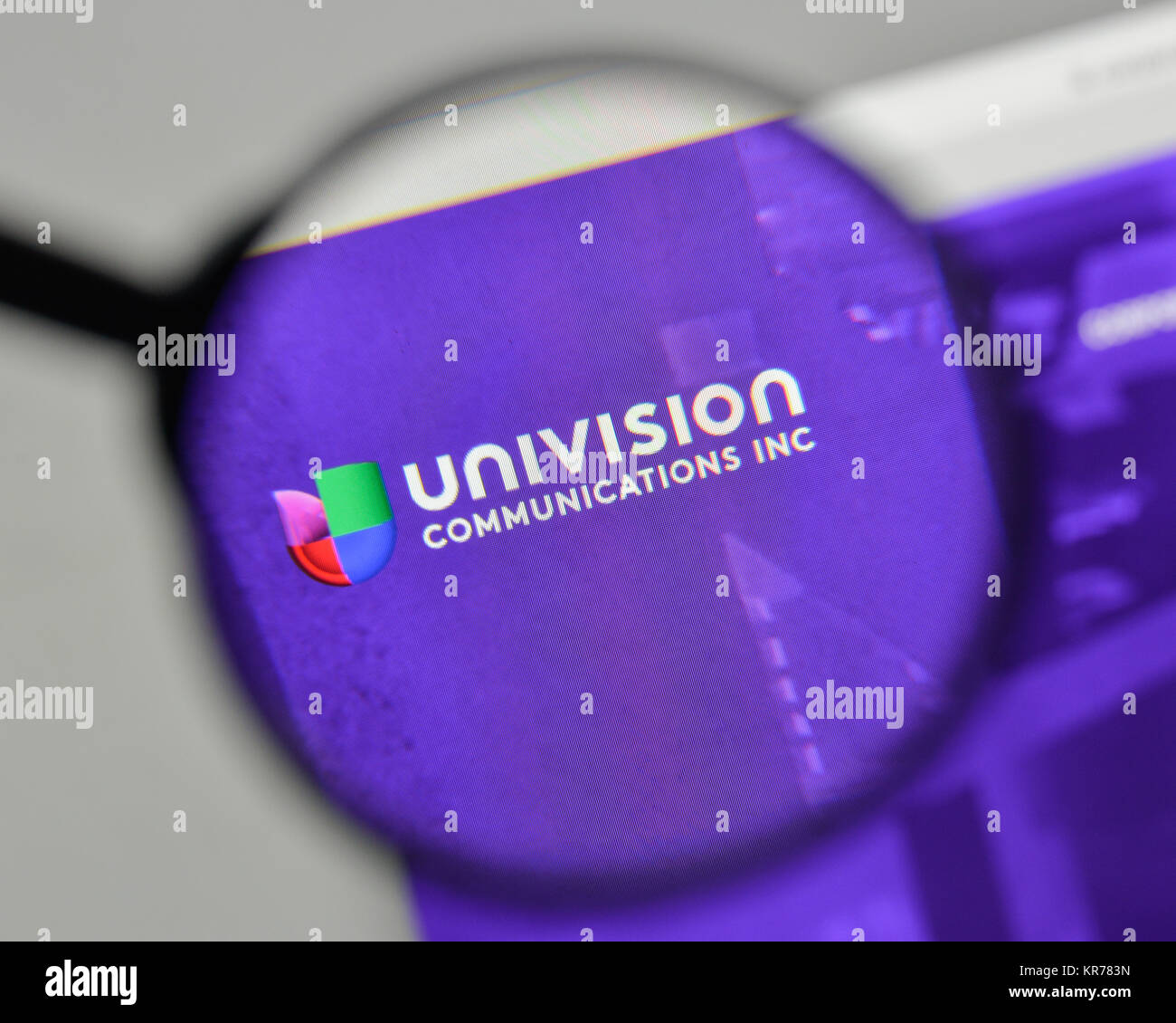 Univision hi-res stock photography and images - Alamy