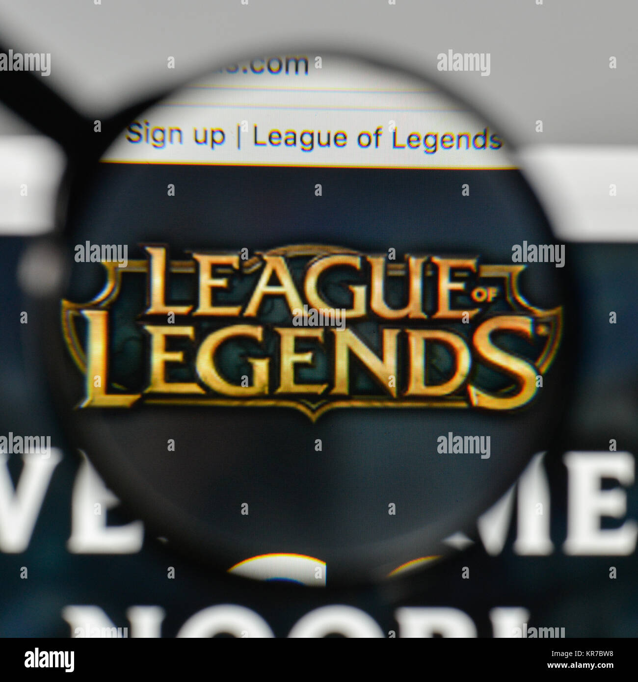 League of legends hi-res stock photography and images - Alamy