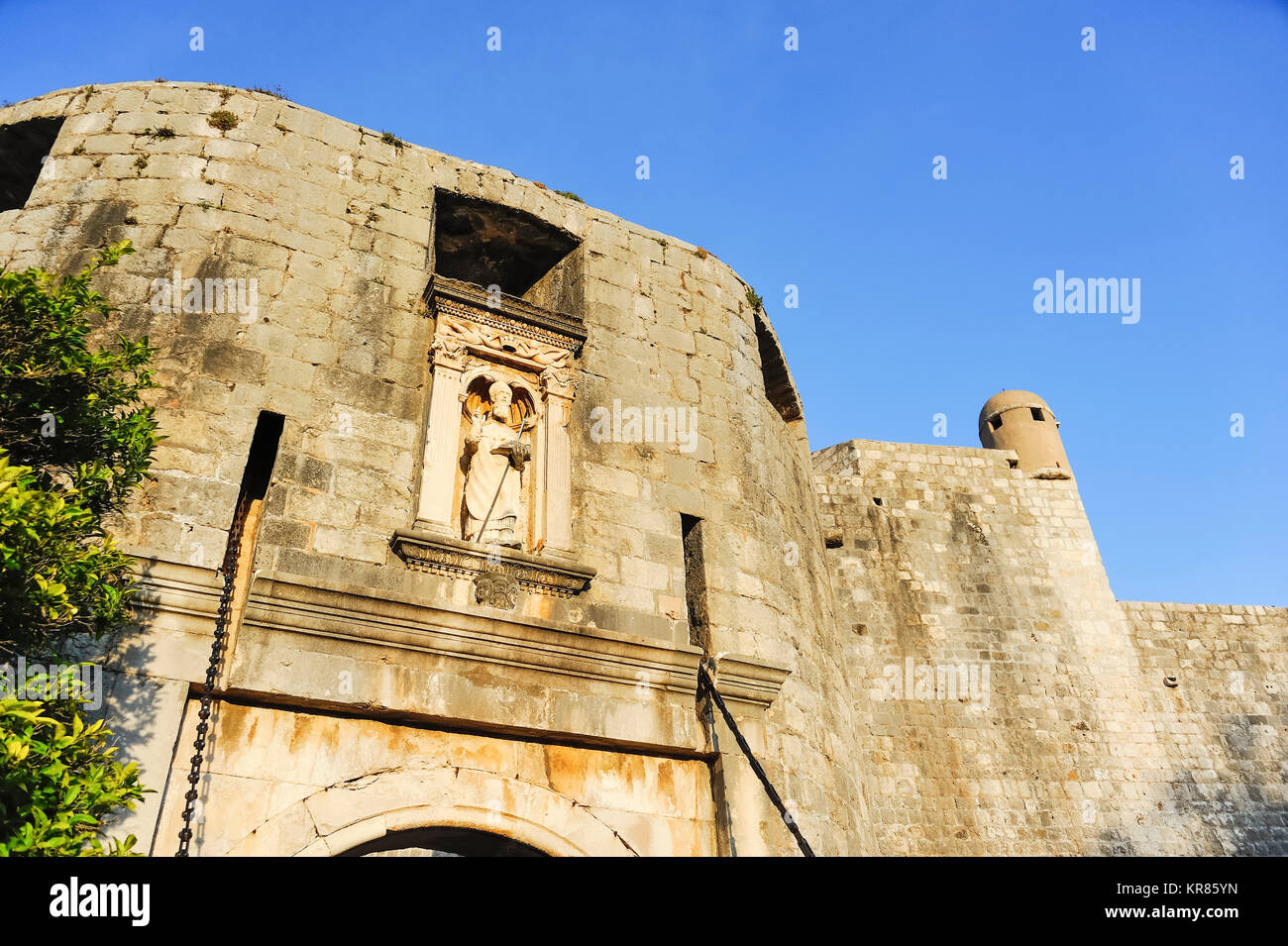 dubrovnik the pile gate in the city walls westwards Stock Photo