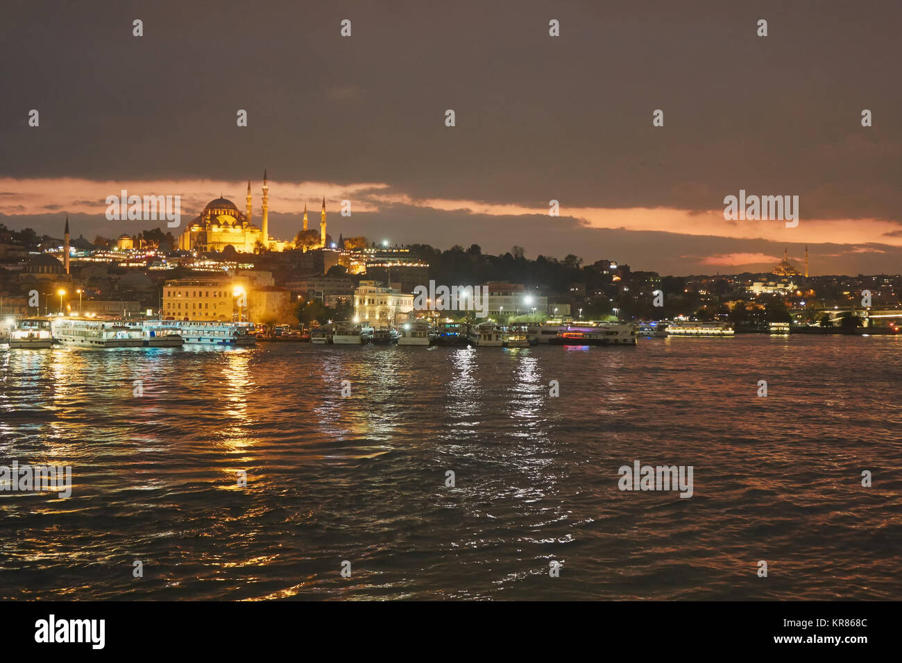 Blue mosque in Istanbul - Turkey in a night Stock Photo - Alamy