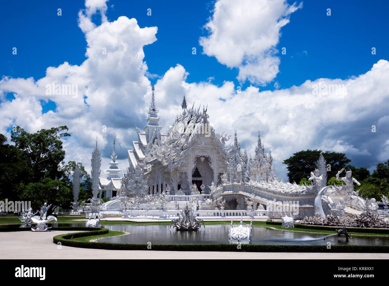 white temple in chiang rai,thailand Stock Photo - Alamy