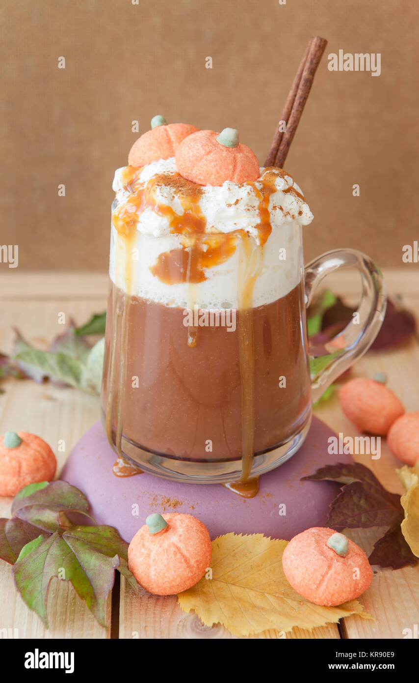 caffe latte with kuerbisgeschmack Stock Photo - Alamy