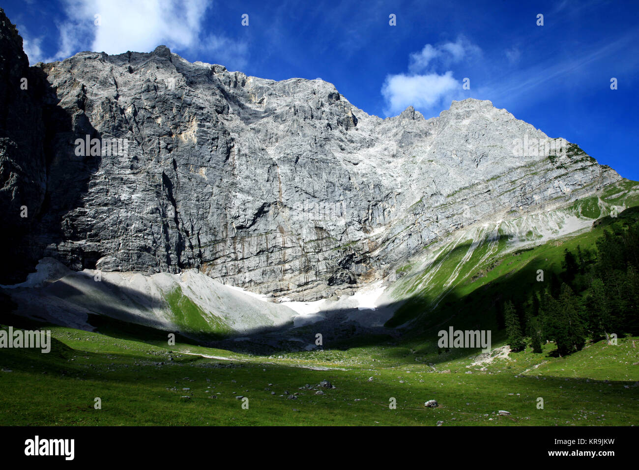 Eng alm hi-res stock photography and images - Alamy