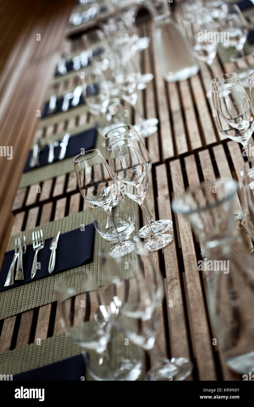 Table set in a restaurant Stock Photo - Alamy