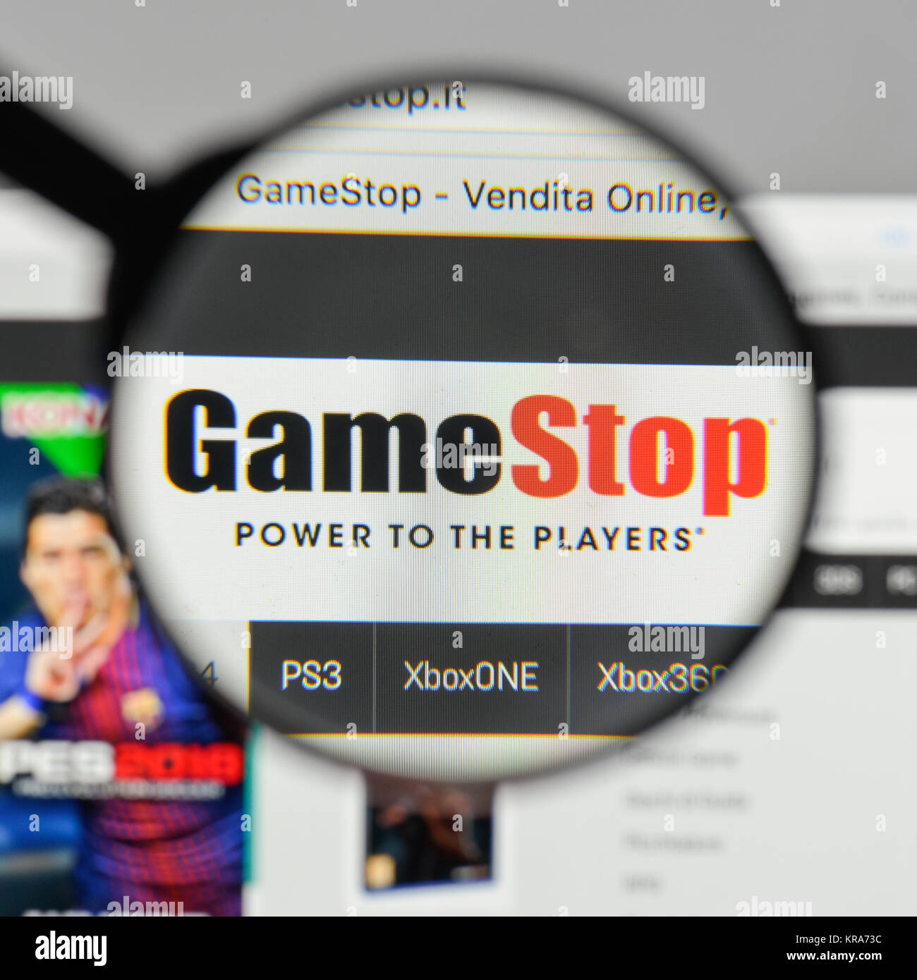 Milan Italy August 10 2017 Gamestop Logo On The Website Stock Photo Alamy