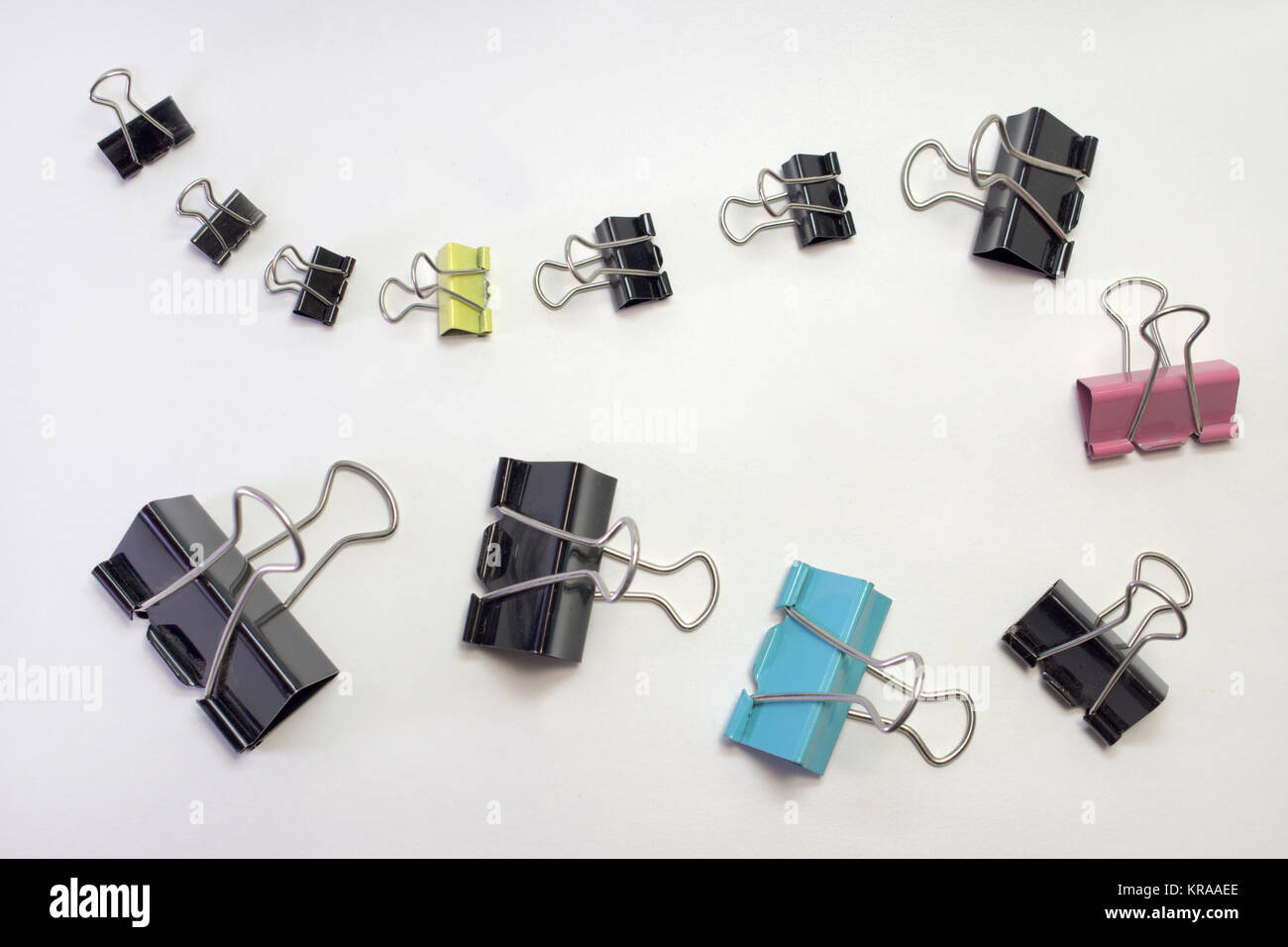 different sizes of binder clips