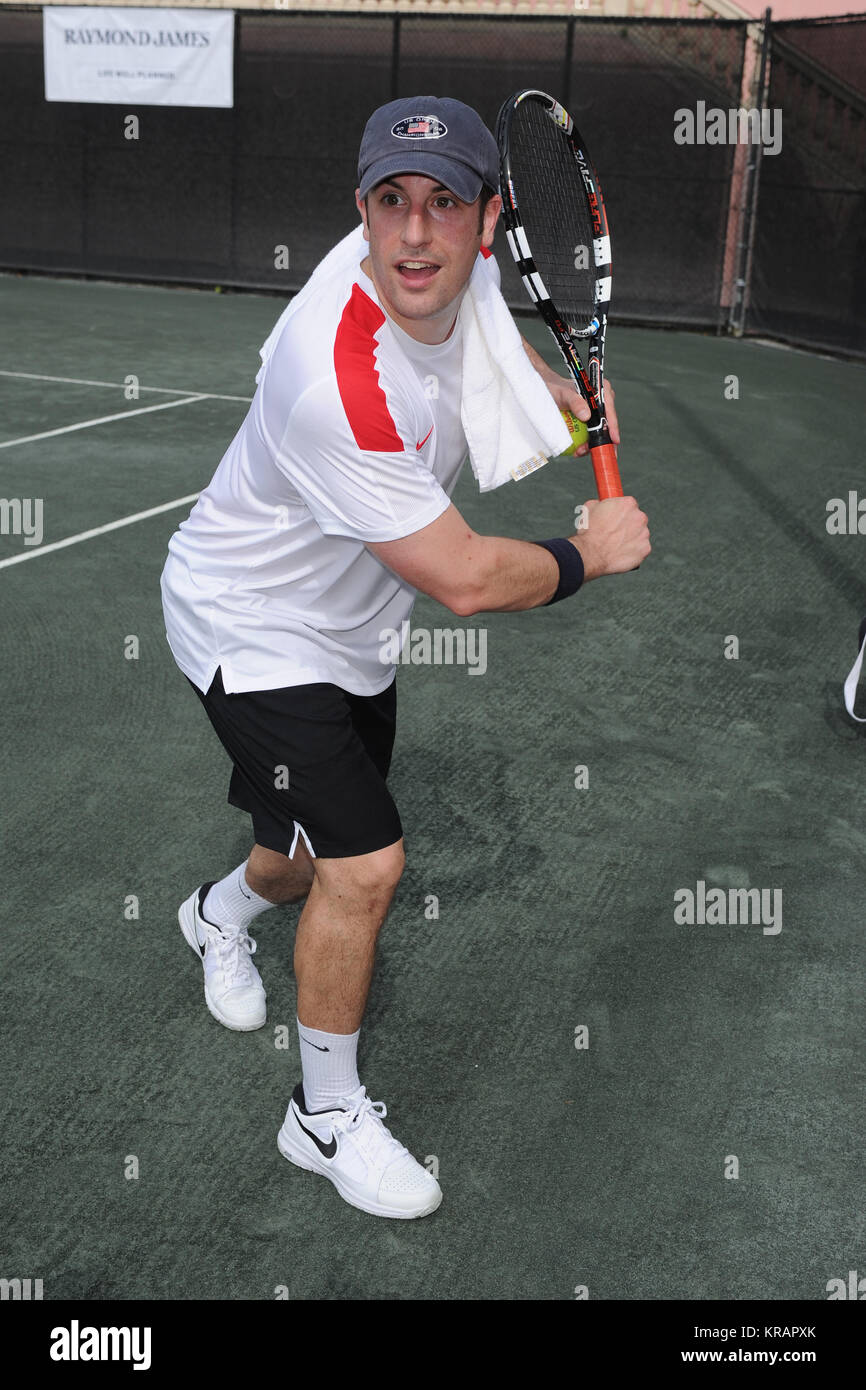 BOCA RATON, FL NOVEMBER 20 Jason Biggs playing Tennis at The Boca