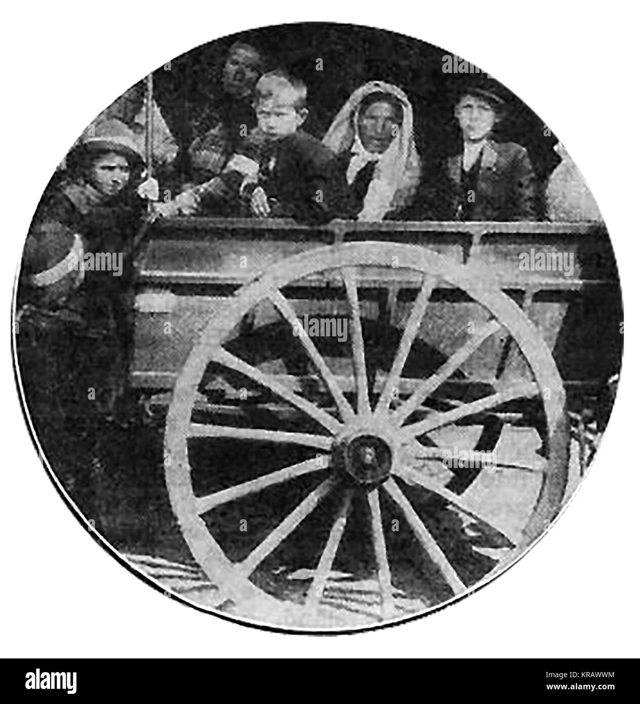 World War One photograph - French refugees fleeing Paris in a cart as the Germans advance on the city - From an early WWI magazine Stock Photo