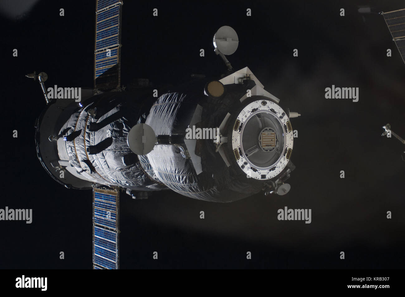 Progress M-13M departs from the ISS b Stock Photo - Alamy