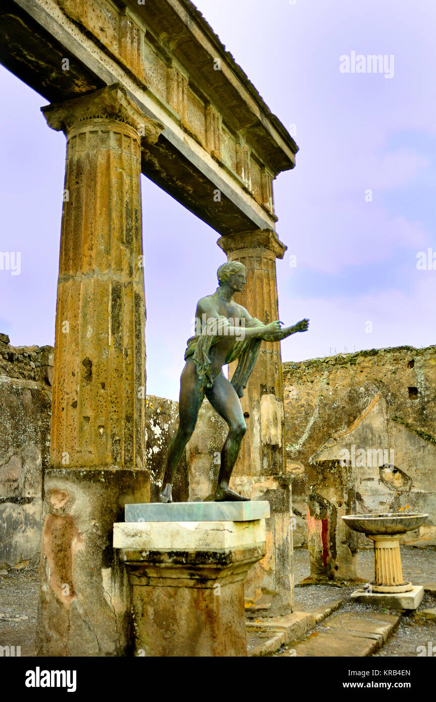 Pompeii temple of apollo hires stock photography and images Alamy