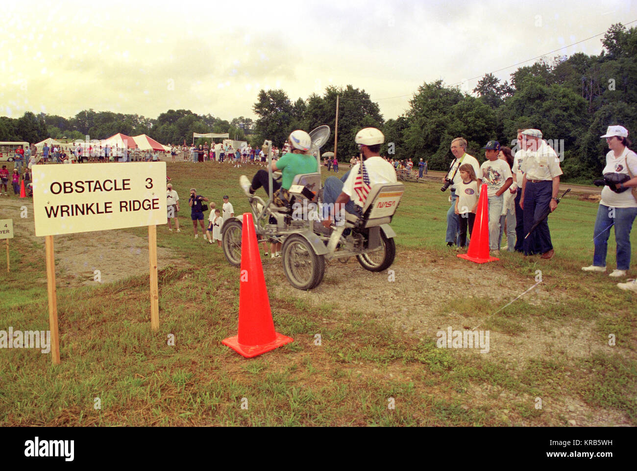 APOLLO 11 25TH ANNIVERSARY CELEBRATION: MOON BUGGY COMPETITION 1994 Great Moonbuggy Race Puerto Rico wrinkle ridge Stock Photo