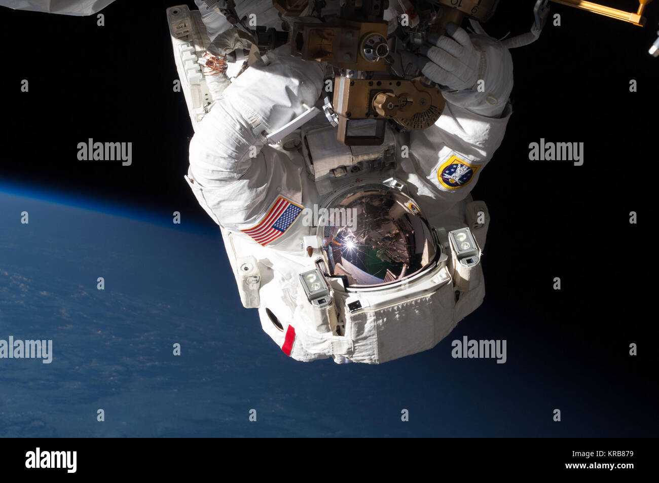 ISS-35 Contingency EVA 09 Chris Cassidy Stock Photo - Alamy