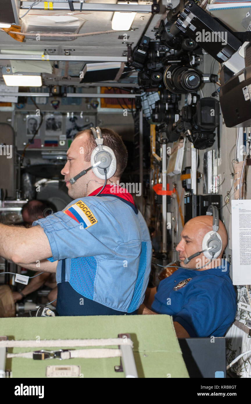 ISS-36 Alexander Misurkin and Luca Parmitano monitor the approach of ...