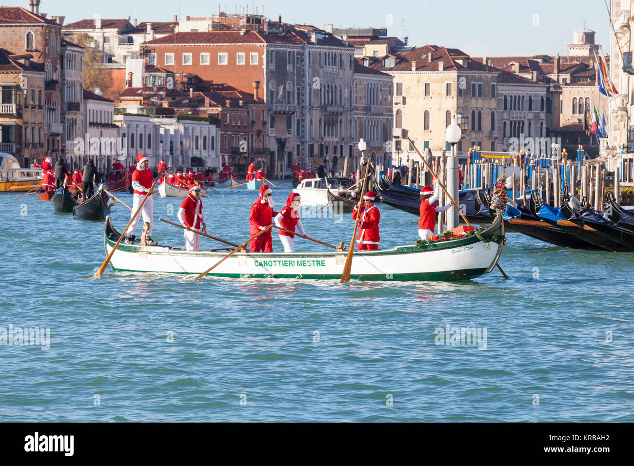 Celebrating Christmas in Venice, Italy during the Babbo Natale regatta