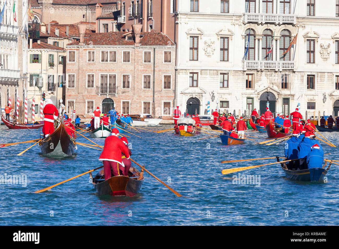 Babbo Natale Italy.Celebrating Christmas In Venice Italy During The Babbo Natale Stock Photo Alamy