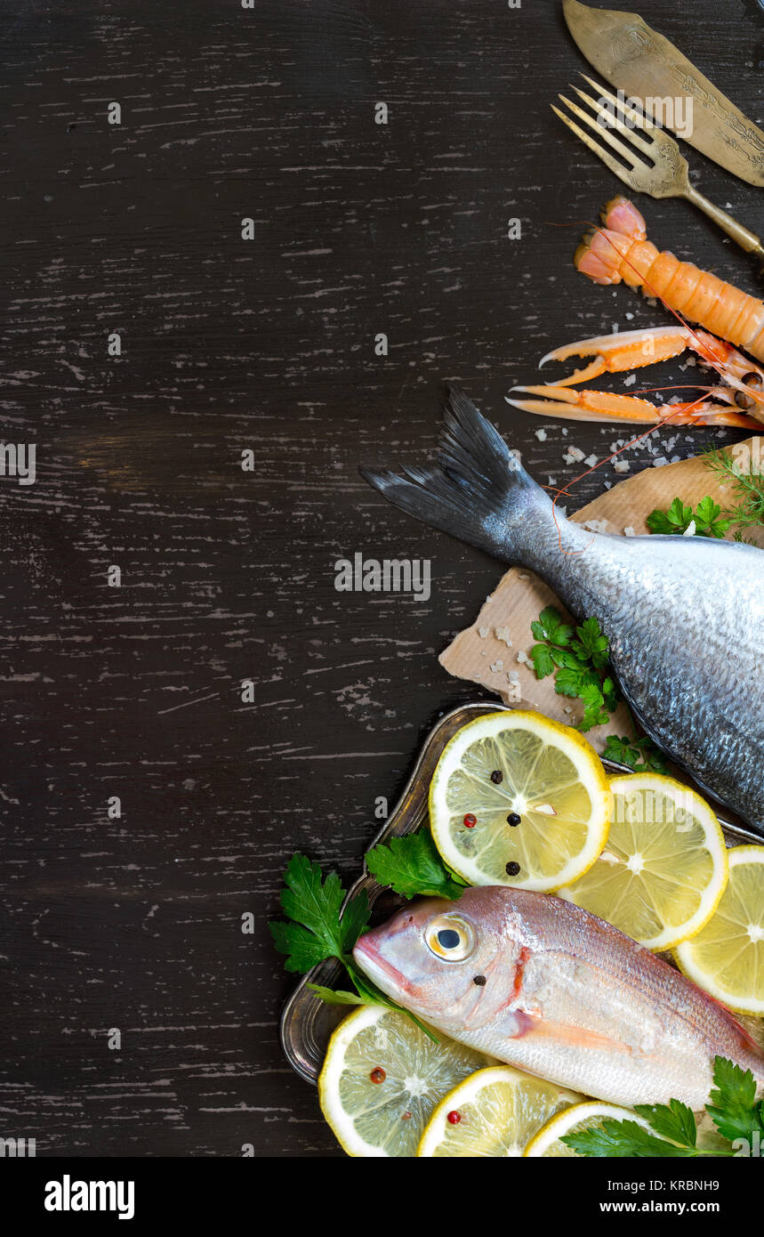 Fresh fish and seafood Stock Photo - Alamy