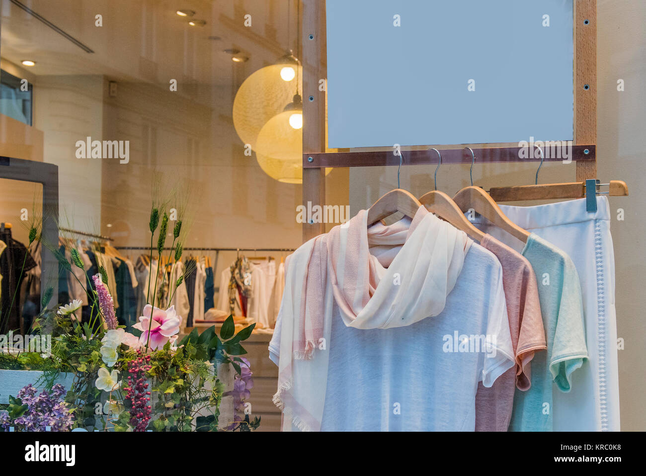 Clothes boutique window hi-res stock photography and images - Alamy