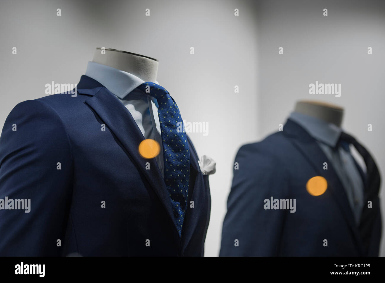 Mens department store paris hi-res stock photography and images - Alamy