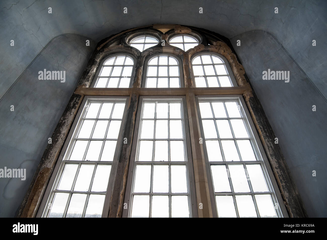 Large Windows in the Prospect Room at the Top of Wollaton Hall in ...