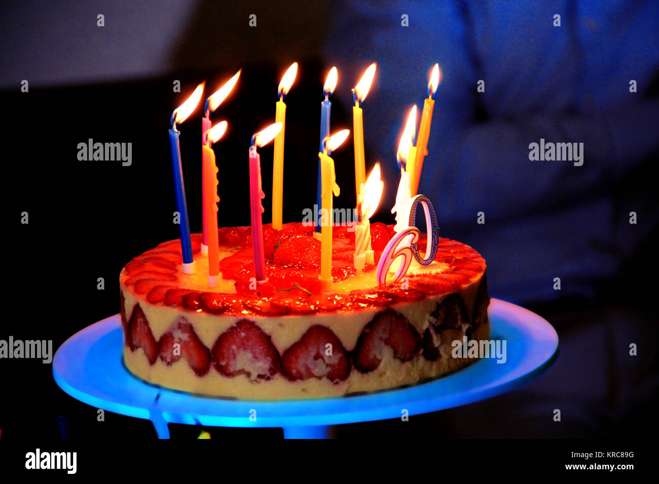 Joyeux anniversaire couronne Photo Stock - Alamy