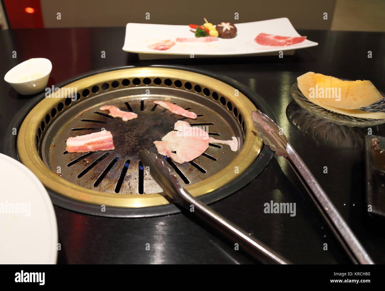 Barbecue grill icon hi-res stock photography and images - Alamy