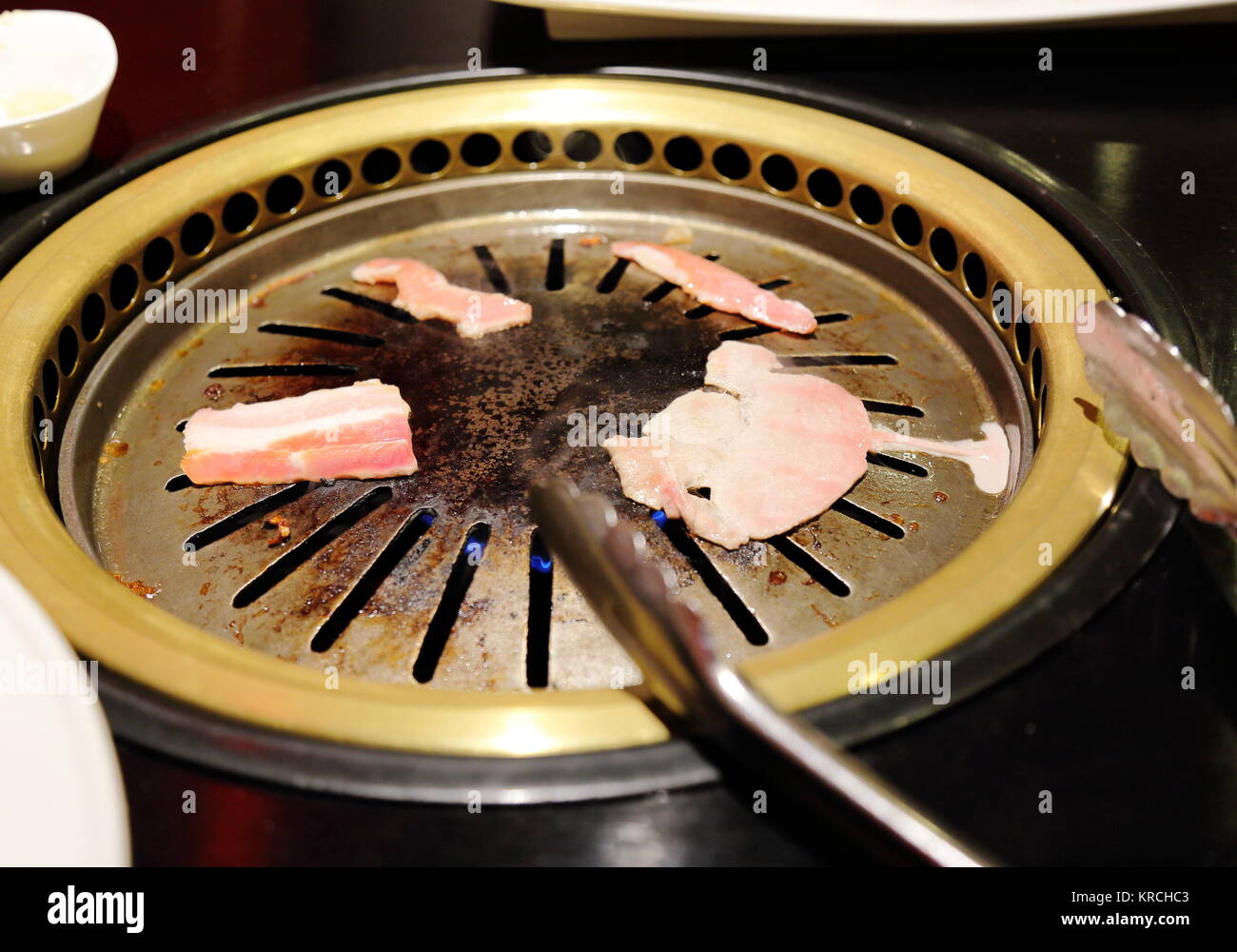 Barbecue grill icon hi-res stock photography and images - Alamy