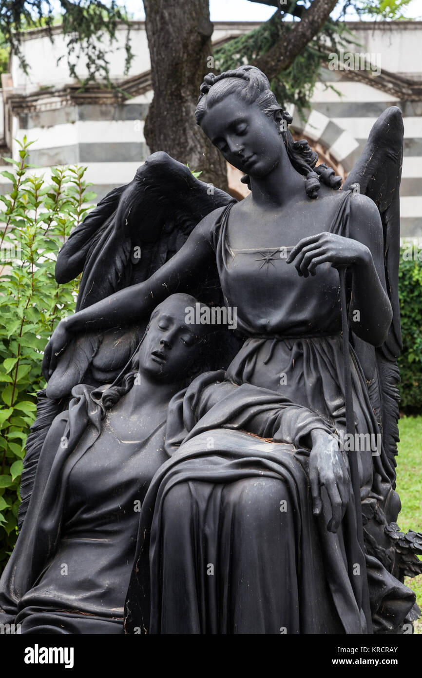 Old Cemetery statue Stock Photo Alamy