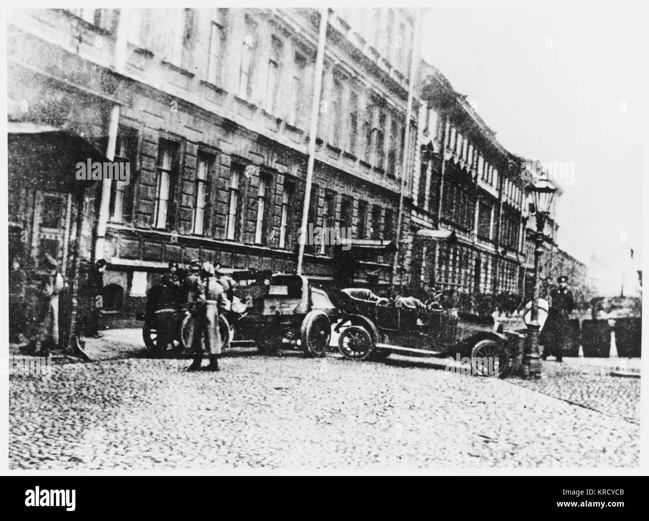Cars Are Used To Barricade Access To The Admiralty Petrograd Date 