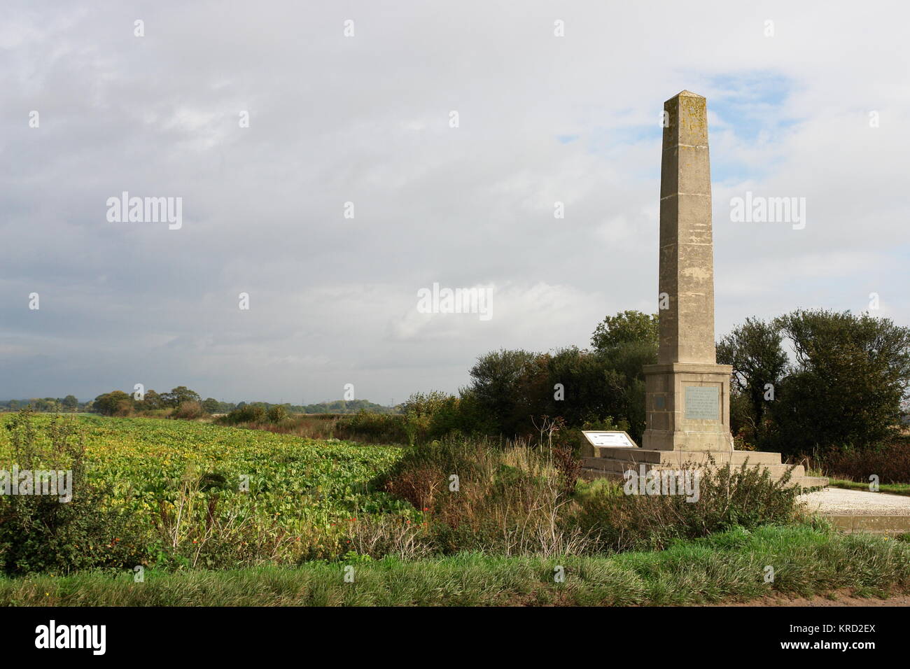 Obelisk commemorating the Battle of Marston Moor (2 July 1644) during the English Civil War, near Long Marston, North Yorkshire.       Date: circa 2007 Stock Photo