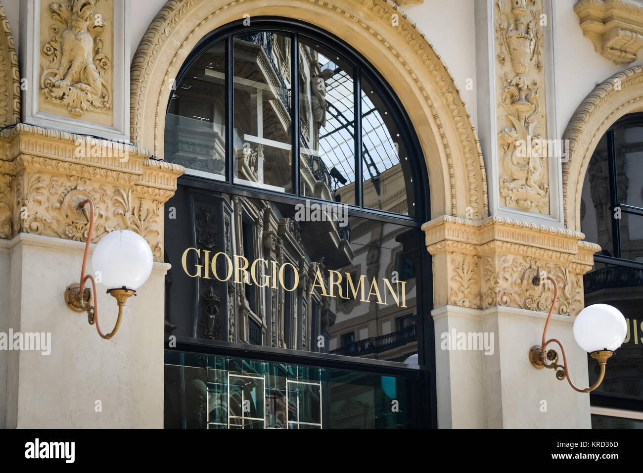 Golden light, Milan apartment of Giorgio Armani