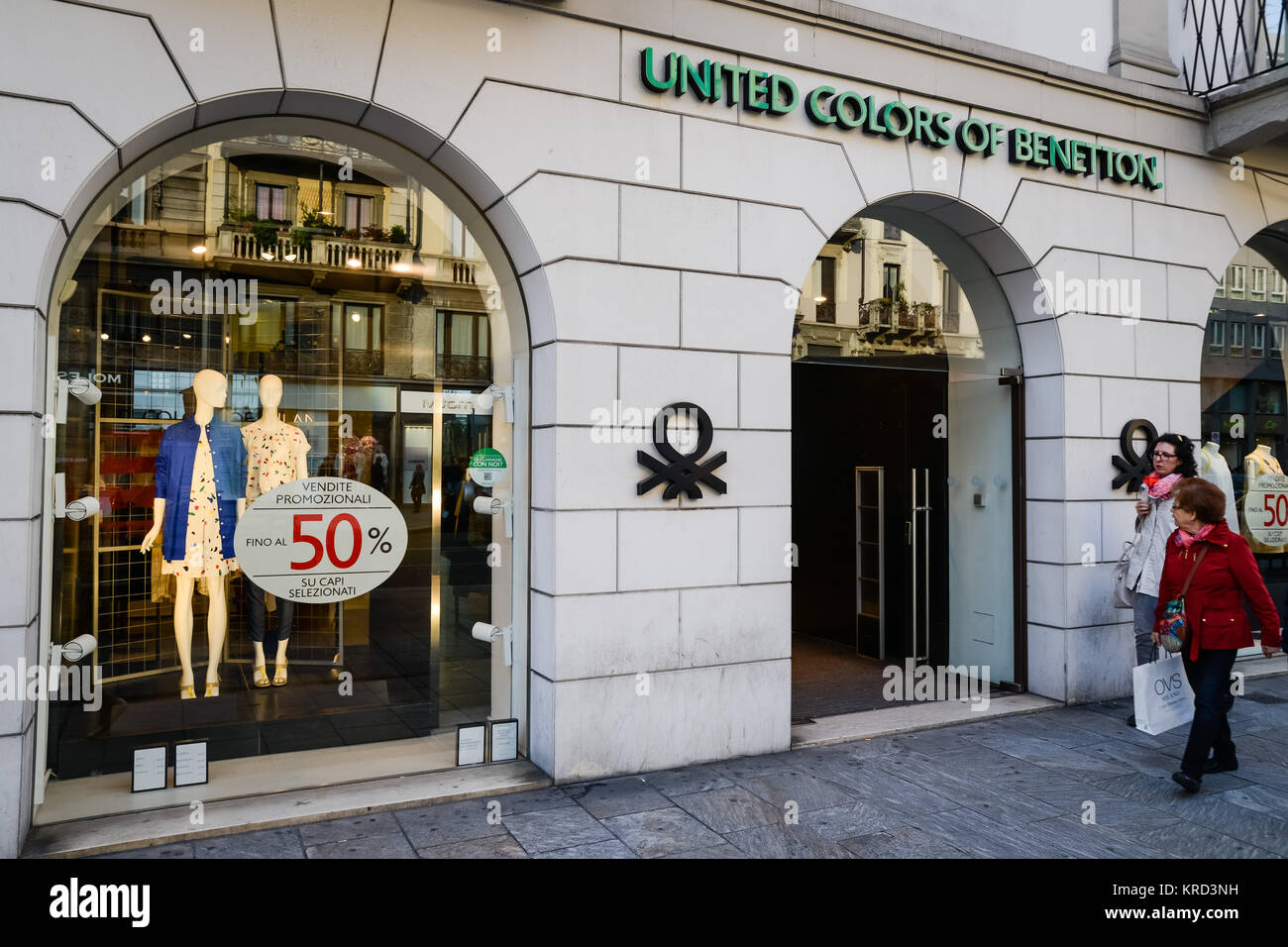 Benetton store hi-res stock photography and images - Page 2 - Alamy
