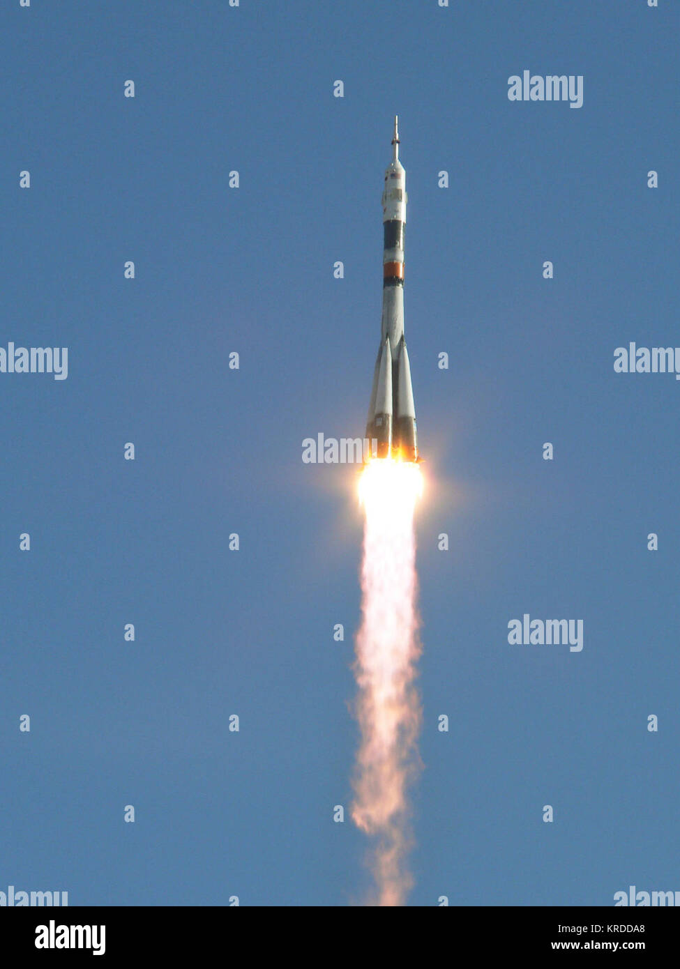 Soyuz TMA-7 launch Stock Photo
