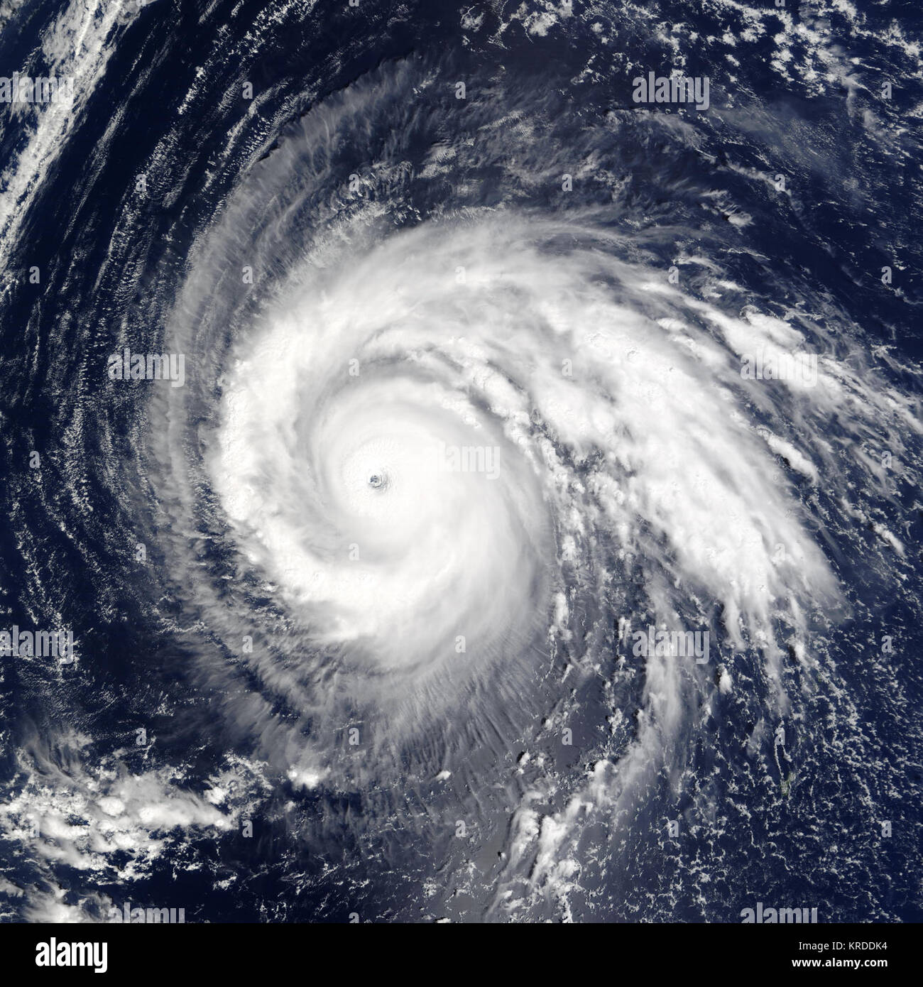 Super Typhoon Higos 2002 Stock Photo Alamy