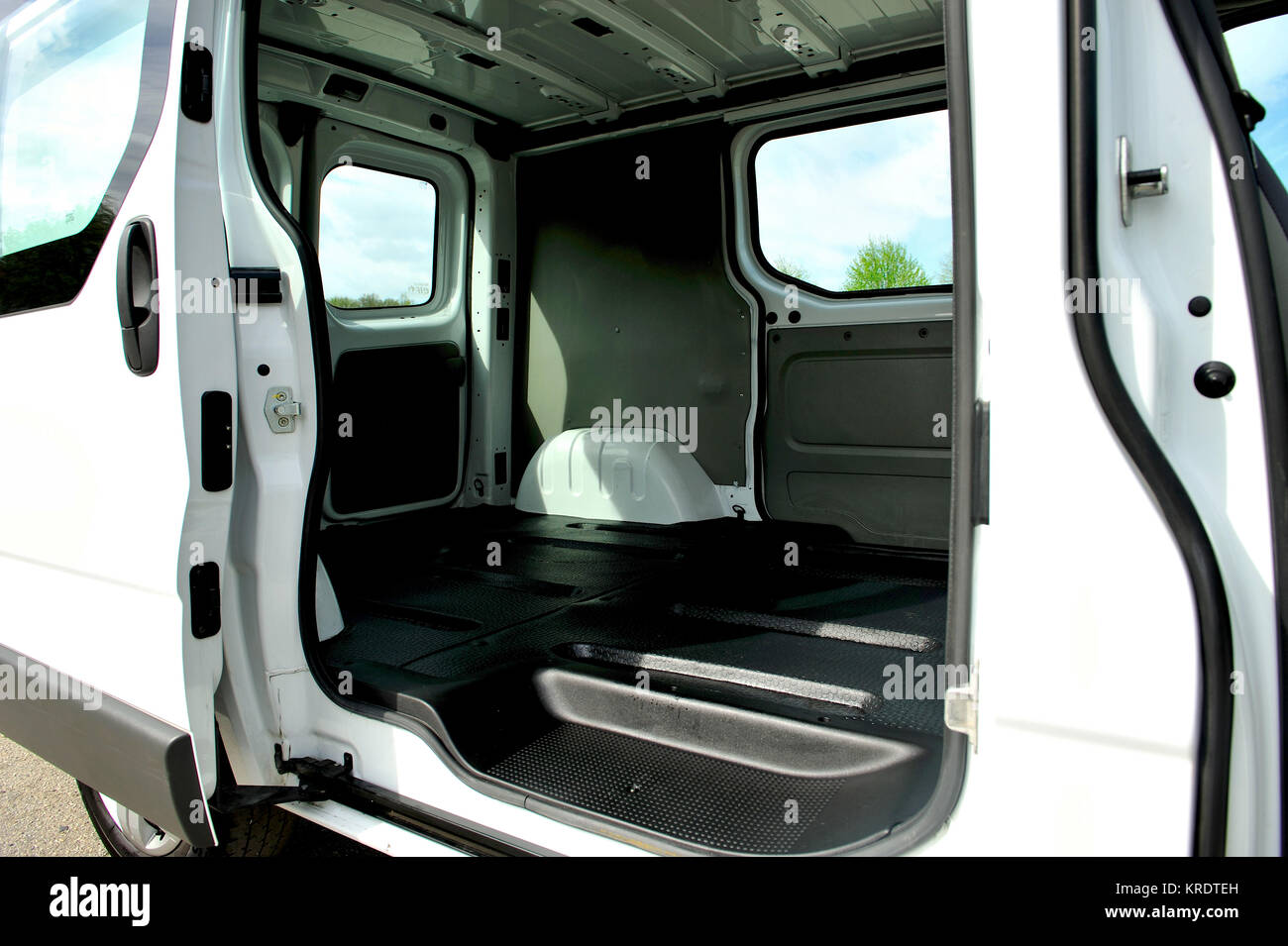 auto, luggage, van, transport, open, journey, road auto, capacious