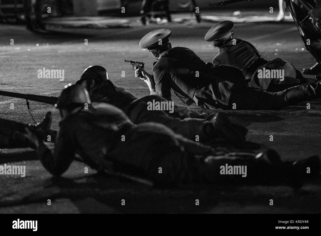 American soldiers ww2 battle Black and White Stock Photos & Images - Alamy