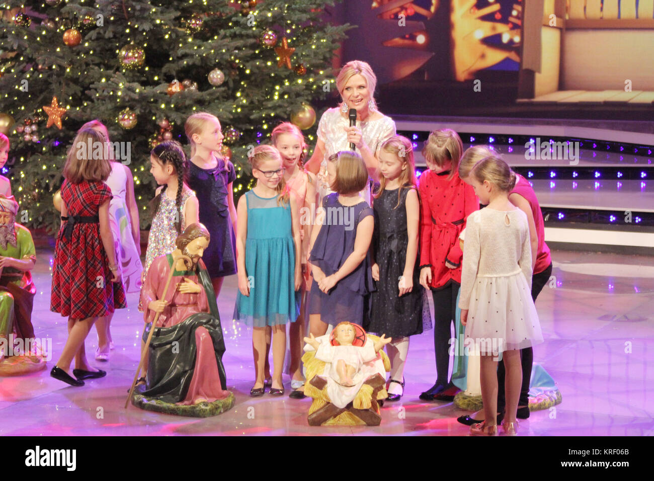 Stefanie Hertel presenting her Show 'Die große Show der