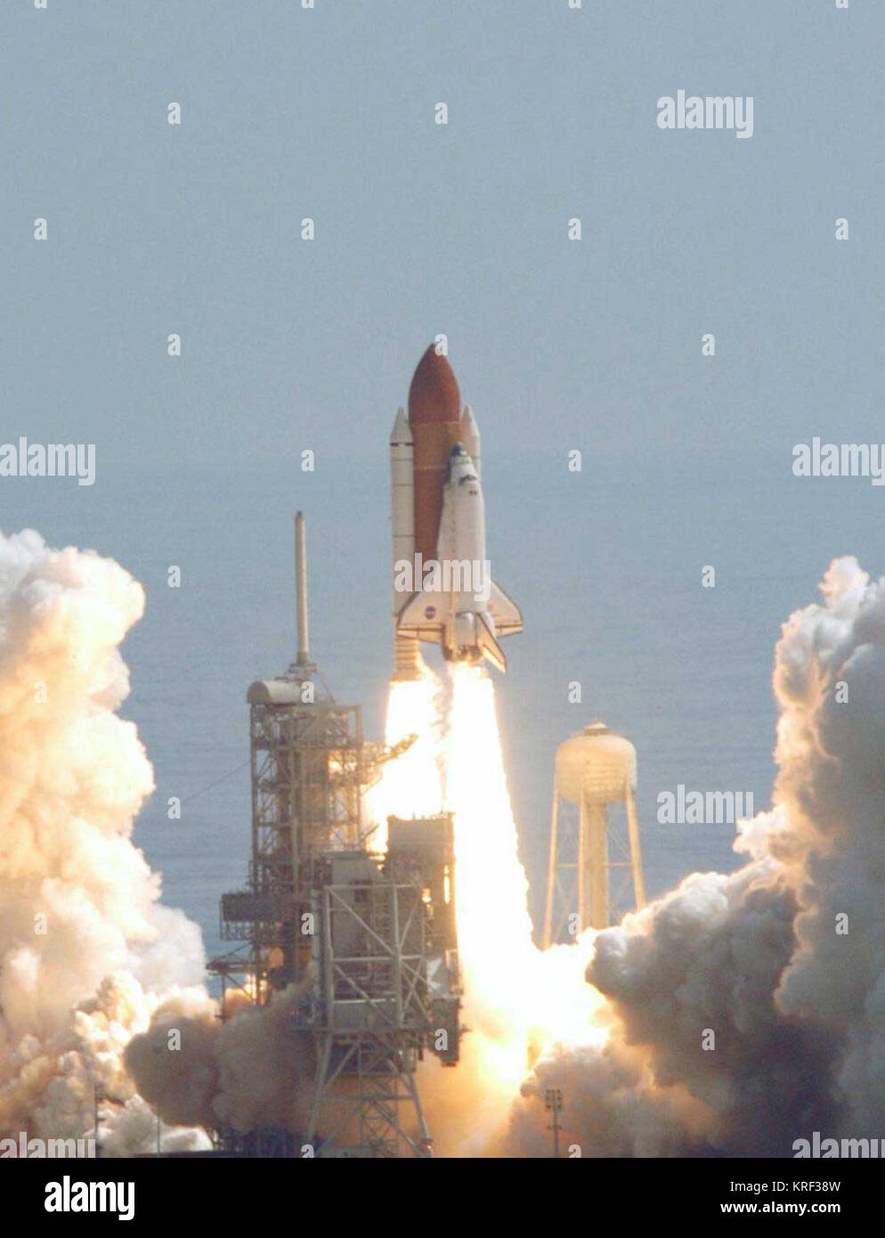 STS-114 Space Shuttle Discovery launches - cropped Stock Photo - Alamy