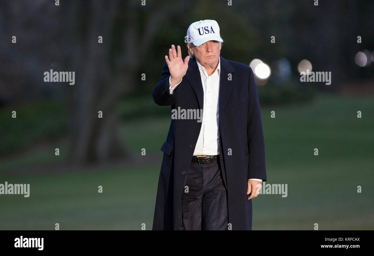 United States President Donald J. Trump arrives back at the White House ...