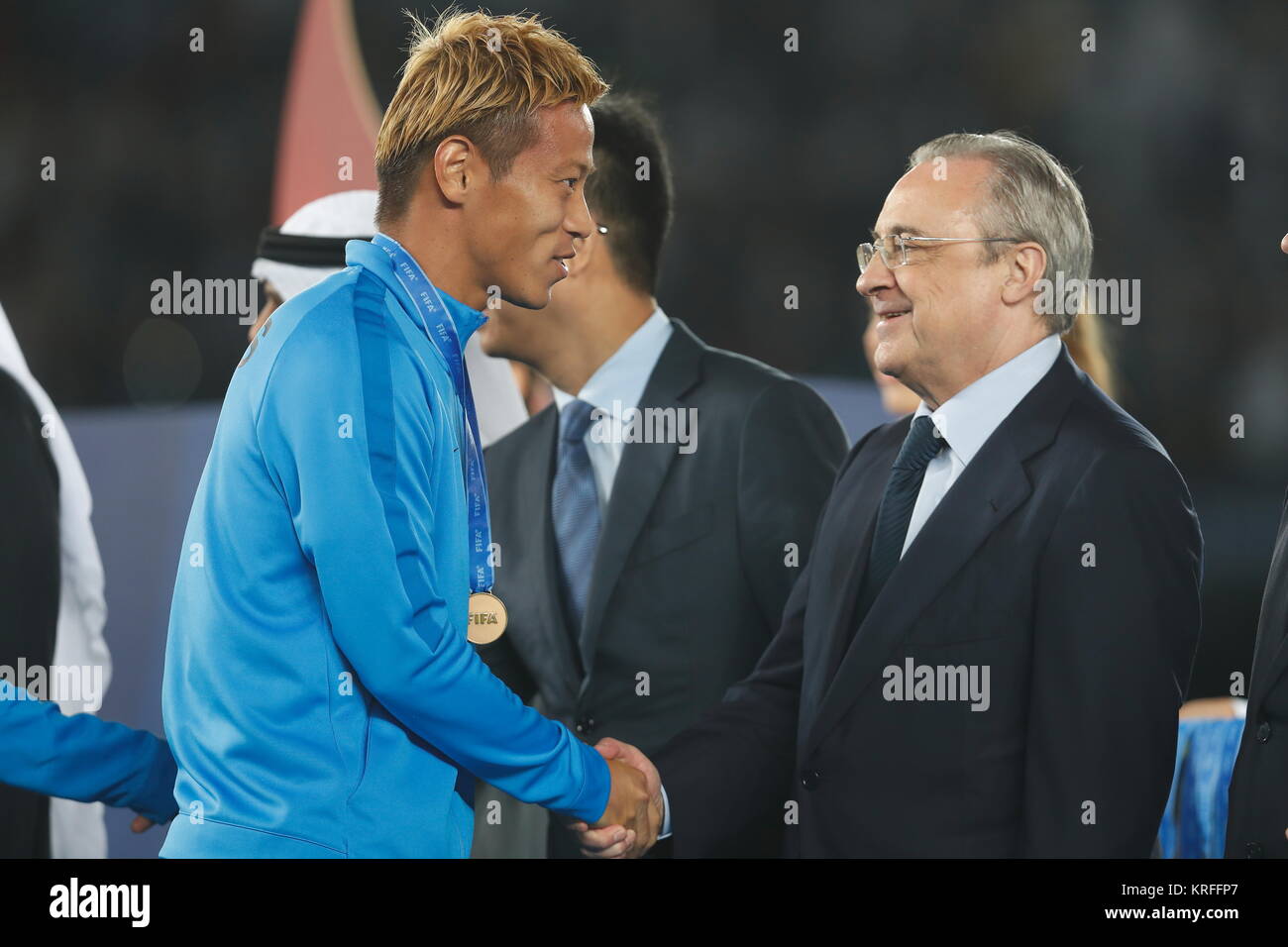 Abu Dhabi, UAE. 16th Dec, 2017. (L-R) Keisuke Honda (Pachuca), Florentino Perez (Real Football/Soccer : Honda and Perez talking on during awards ceremony of FIFA Club World Cup UAE 2017 at the Zayed Sports City Stadium in Abu Dhabi, UAE . Credit: Mutsu Kawamori/AFLO/Alamy Live News Stock Photo